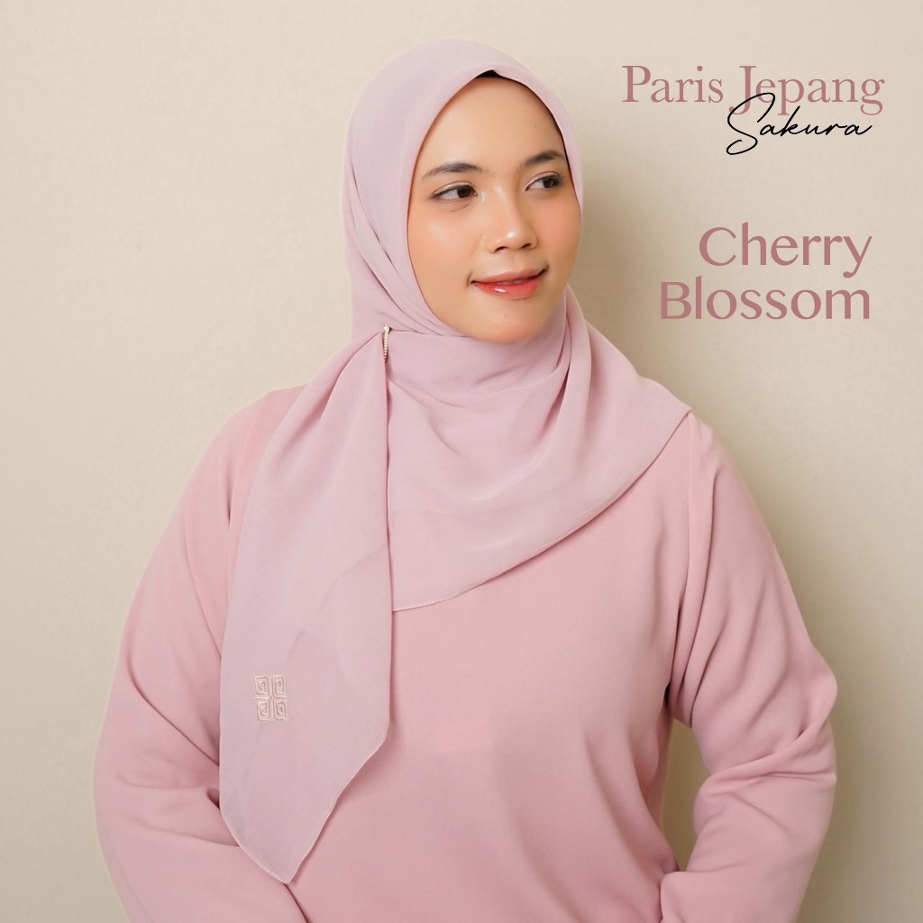 Restu Anggraini Paris Jepang Sakura