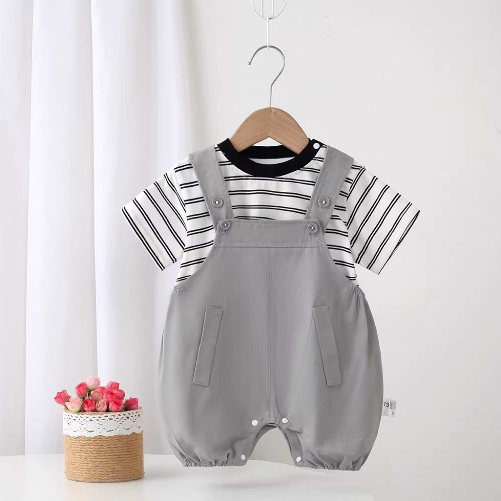 Jual Stripe inner with grey jumper | Shopee Indonesia