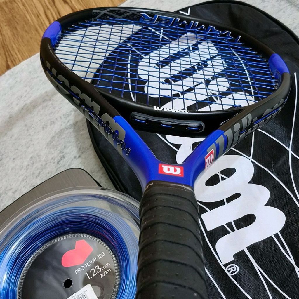 Jual Raket Tenis Wilson Hammer Carbon Oversize Black Blue Senar Biru ...