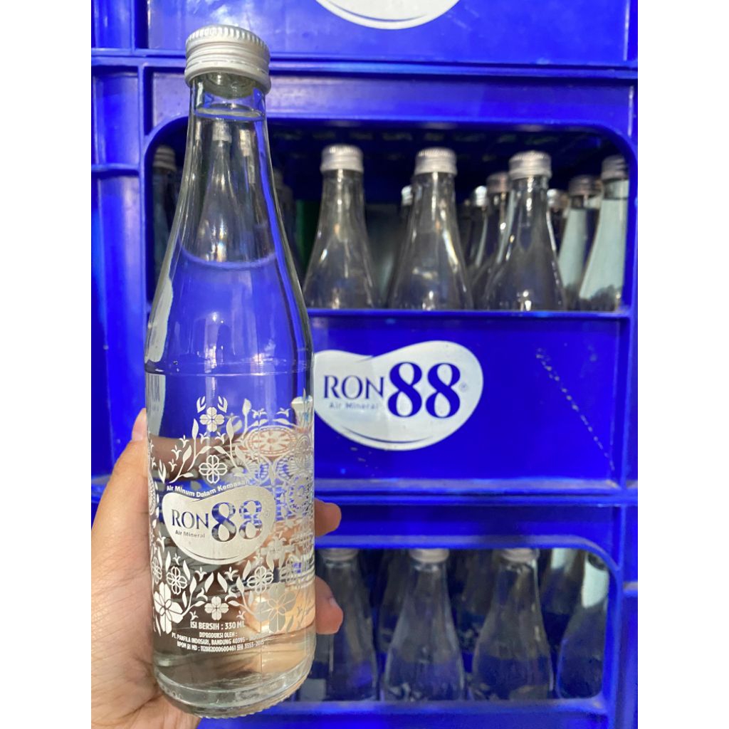 Jual Ron88 Air Mineral Botol Kaca 330ml Isi 24 | Premium Pegunungan ...