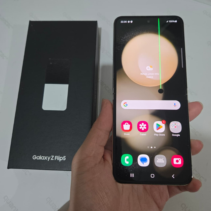 Samsung Z Flip 5 8/256GB Flip5 256 GB FULLSET MULUS LIKE NEW GARANSI RESMI SEIN 