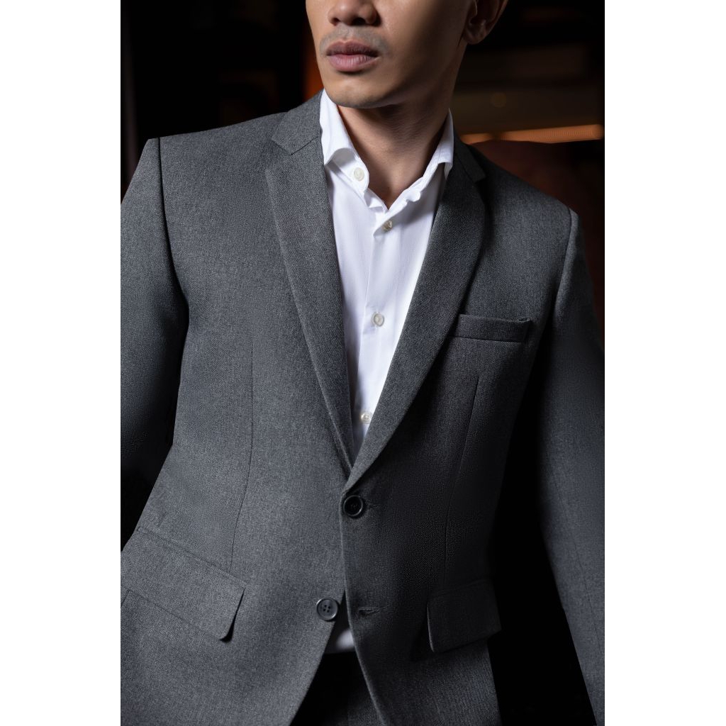 Jual Mubeng - Elegant Jas Slimfit Light Grey (Free Cover Jas) | Shopee ...