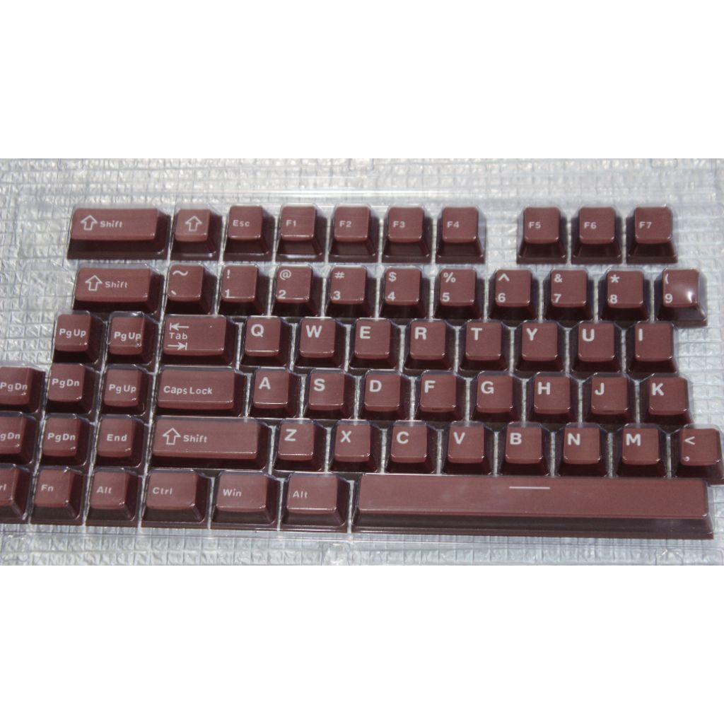 Jual Maroon PBT Doubleshot Keycaps Basic Cherry Profile | Shopee Indonesia