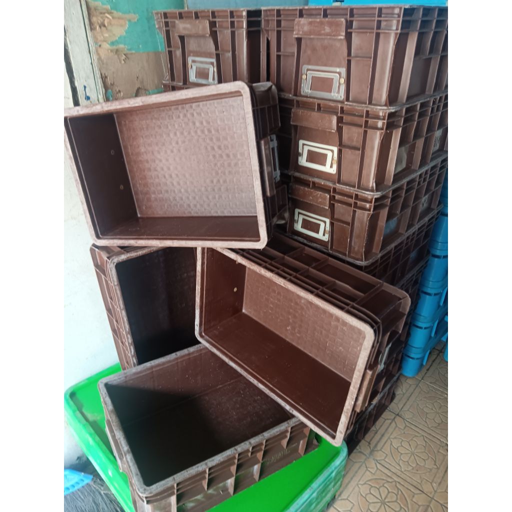 Jual box kontener rabbit 6011 bekas (41×29×16cm) | Shopee Indonesia