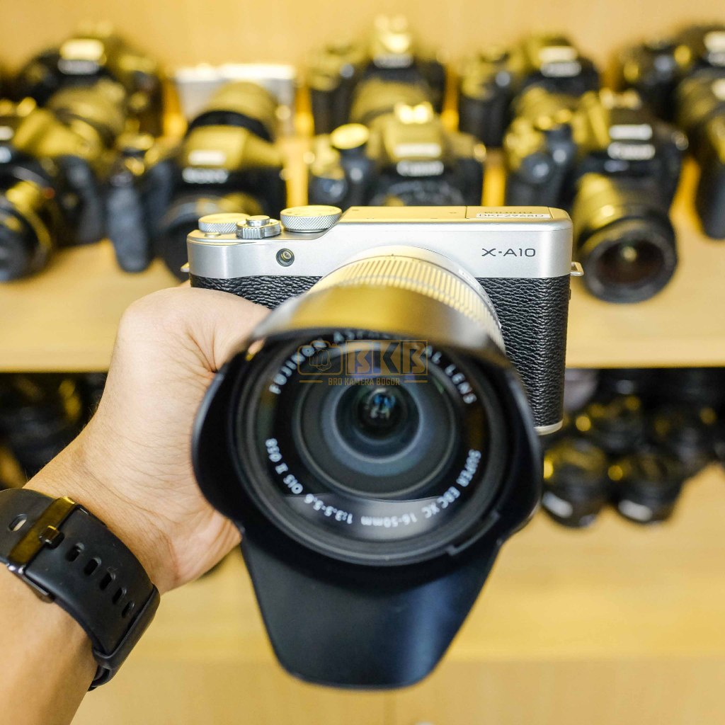Jual Fujifilm XA10 Kit 16-50mm Fullset Mulus | Shopee Indonesia