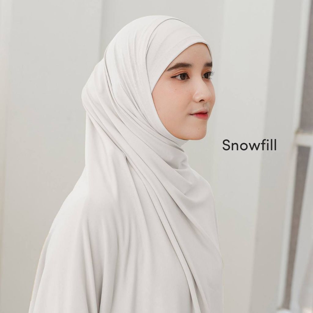 Nazneen ELVINA PASHMINA INSTAN OVAL Kerudung Bergo Sat Set Yang Bikin Penampilan Kamu Semakin Cantik