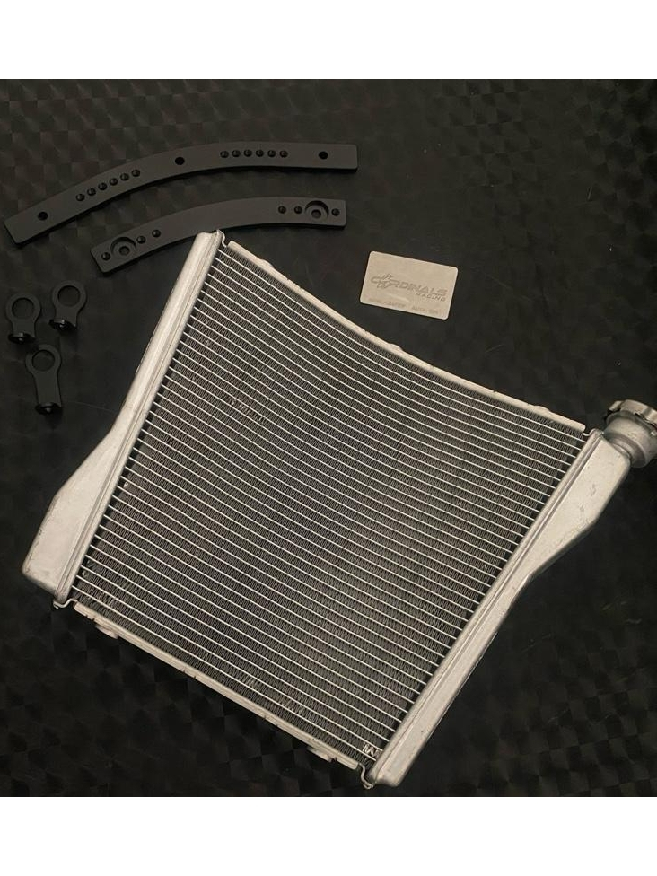 Jual TABUNG RADIATOR ALUMINIUM BENTUK V 500ML DENGAN BRACKET FLEKSIBEL ...