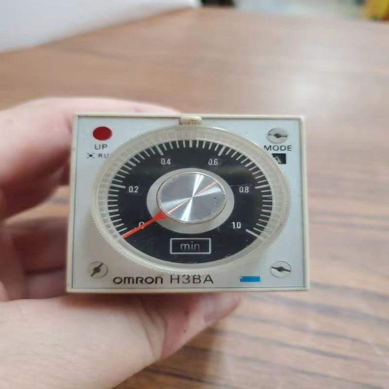 Jual TIMER OMRON H3BA-8 220VAC + SOCKET | Shopee Indonesia
