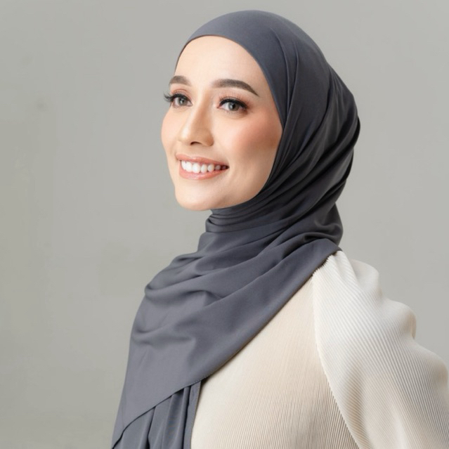 ELUNA PASHMINA INSTANT Hijab Instant Dengan Material Airy Silk