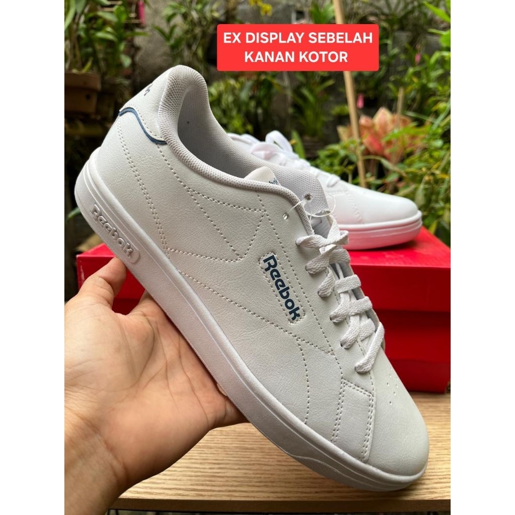 Jual Sepatu Reebok Court Clean EX DISPLAY SEBELAH KANAN KOTOR Size 42 ...