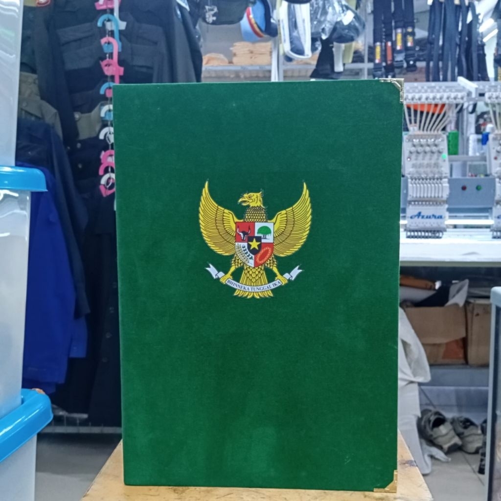 Jual Map Beludru Lambang Garuda Pancasila Sablon DTF Ukuran A4 / F4 ...