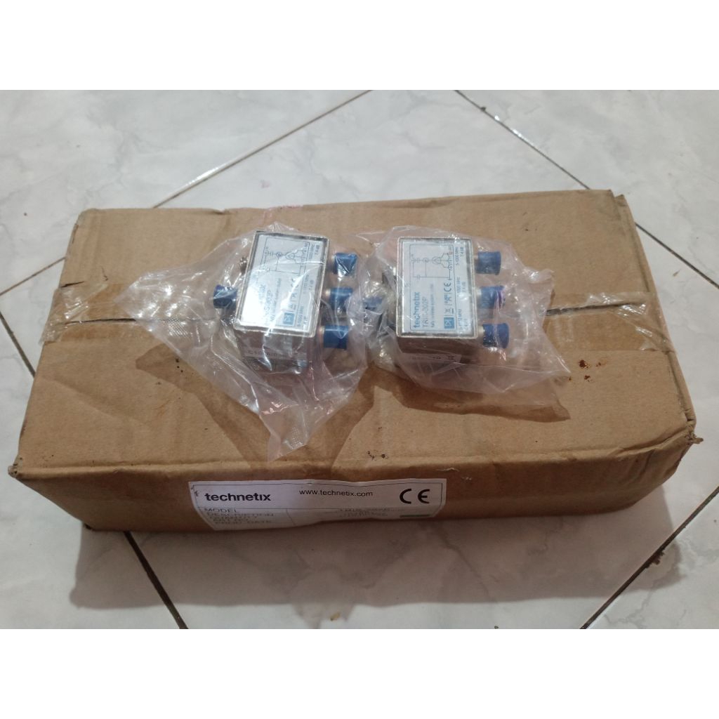Jual Splitter 3 Way Technetix Lebih berkualitas 1 dus isi(25) | Shopee ...