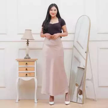 Rok Satin Maxi Premium Satin Long Skirt Rok Duyung Satin Flowy Mermaid Rok Slimfit Panjang