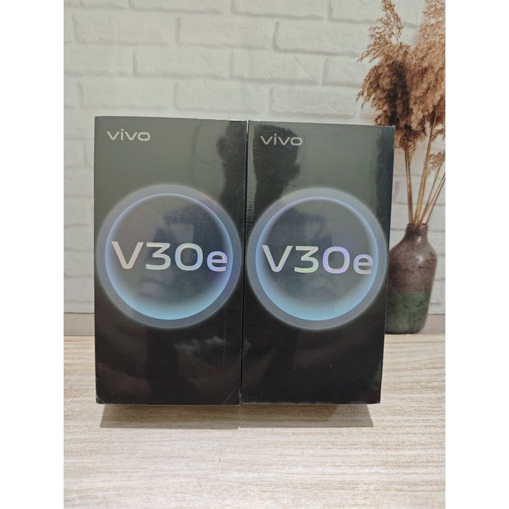 Vivo v30e 5g 8/128 baru garansi resmi 1 tahun