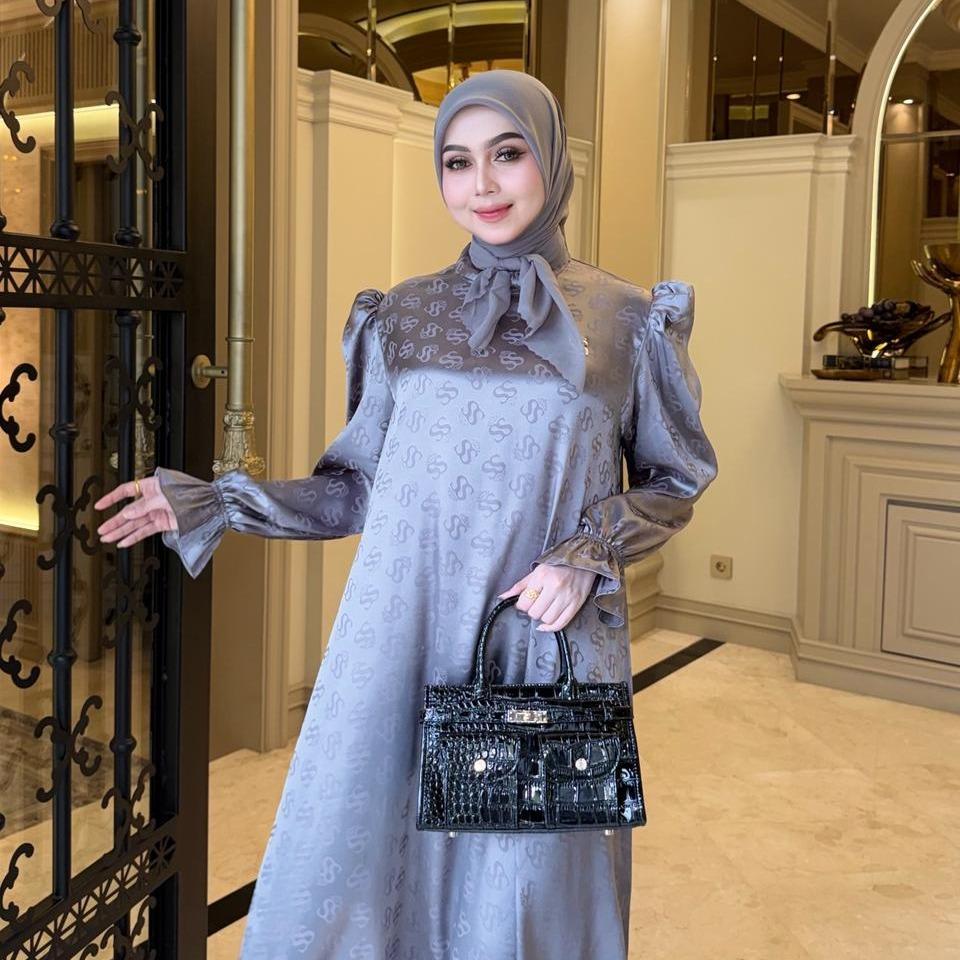 Jual SHELLA SAUKIA Monogram Classic Dress SSW-0407 | Shopee Indonesia
