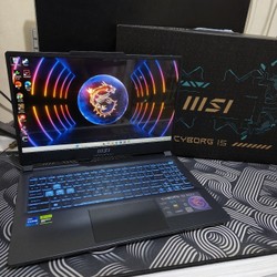 Msi Cyborg 15 intel core i7-12650H RTX4060 16/512 laptop gaming RTX 4060
