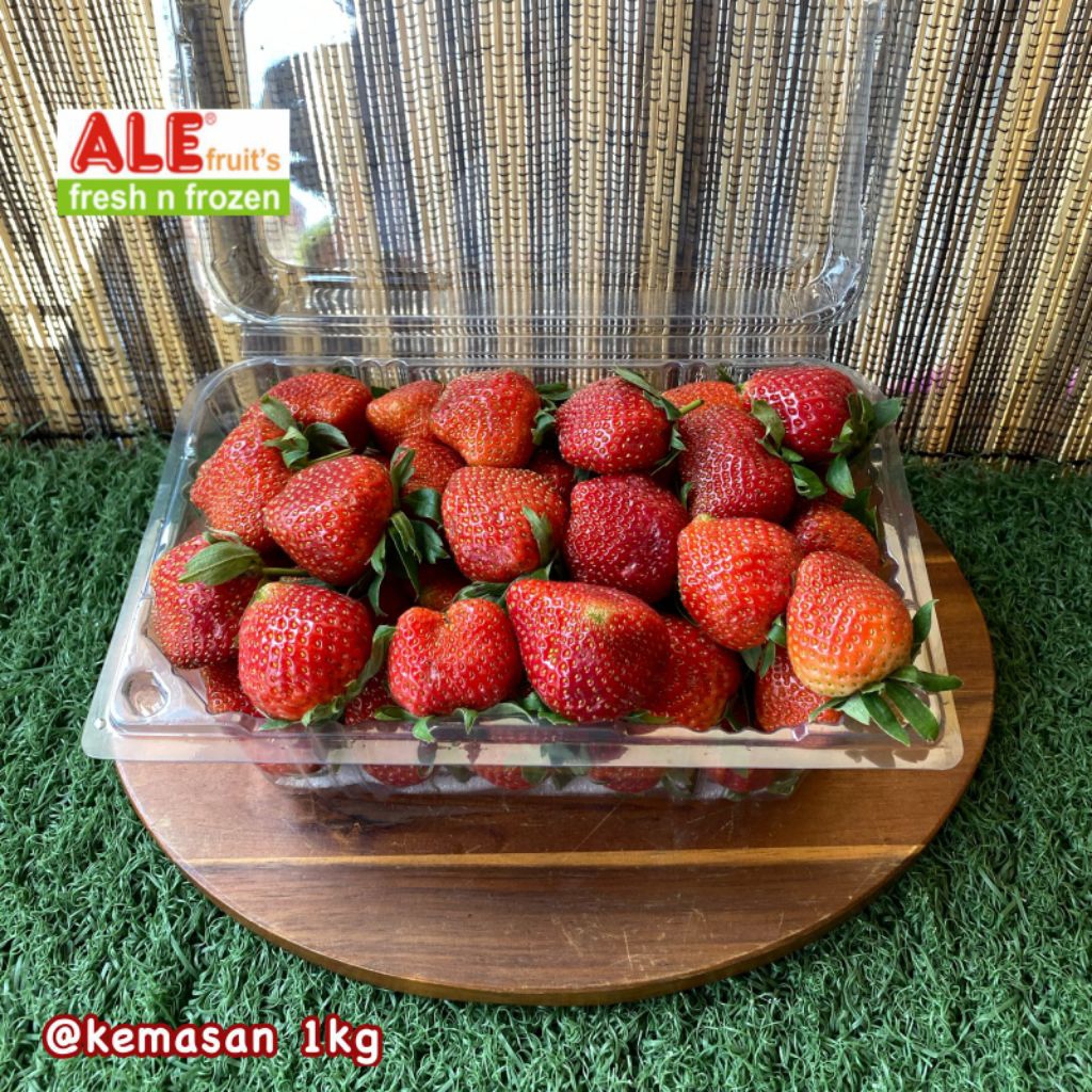 Jual Strawberry fresh grade jumbo 1 kg, stoberi, strawberry, strawbery ...