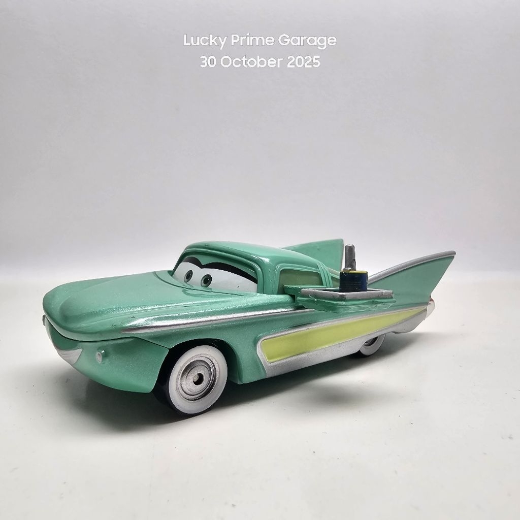 Jual Disney pixar cars loose Flo with oil can | Shopee Indonesia