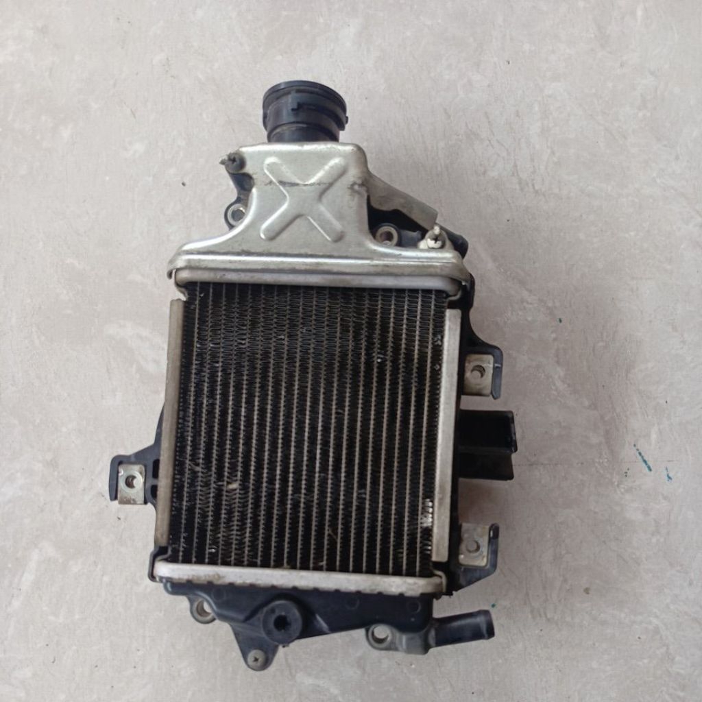 Jual Radiator Vario 125/150 LED Old – Radiator Pendingin Mesin Original ...