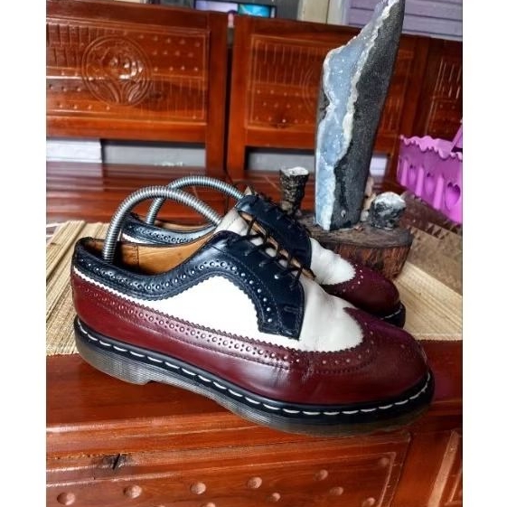 Jual Docmart wingtip Brogue | Shopee Indonesia