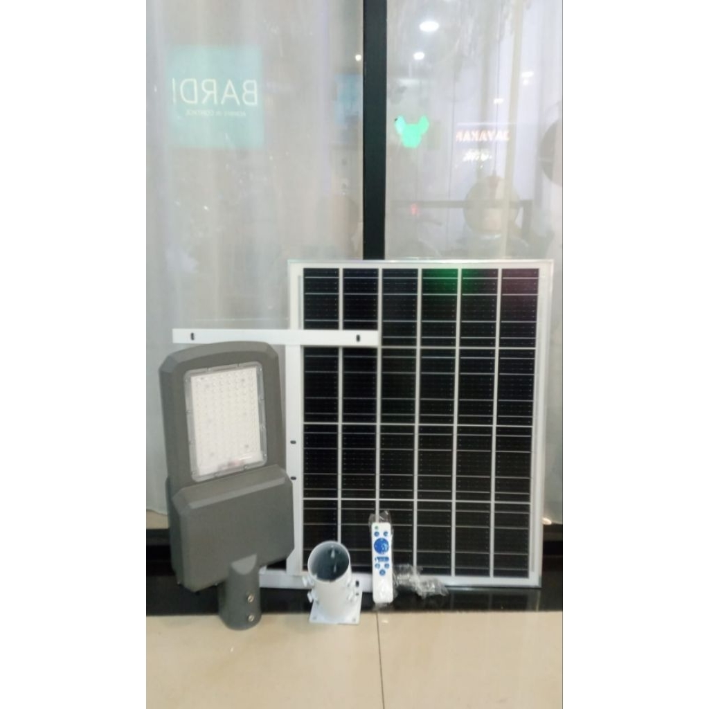 Jual Lampu jalan PJU Solar panel besar 2 in 1 200watt tenaga surya ...