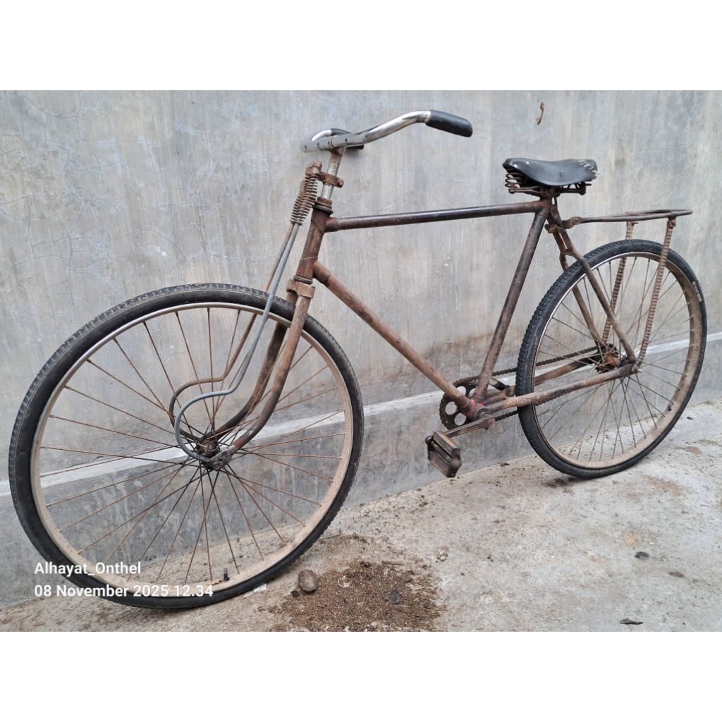 Jual Sepeda Ontel Tua Antik England#Bahan | Shopee Indonesia