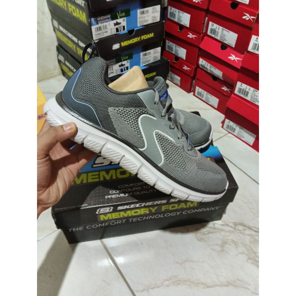 Jual Sepatu Skechers Pria Sport Original Resmi PT MAP | Shopee Indonesia
