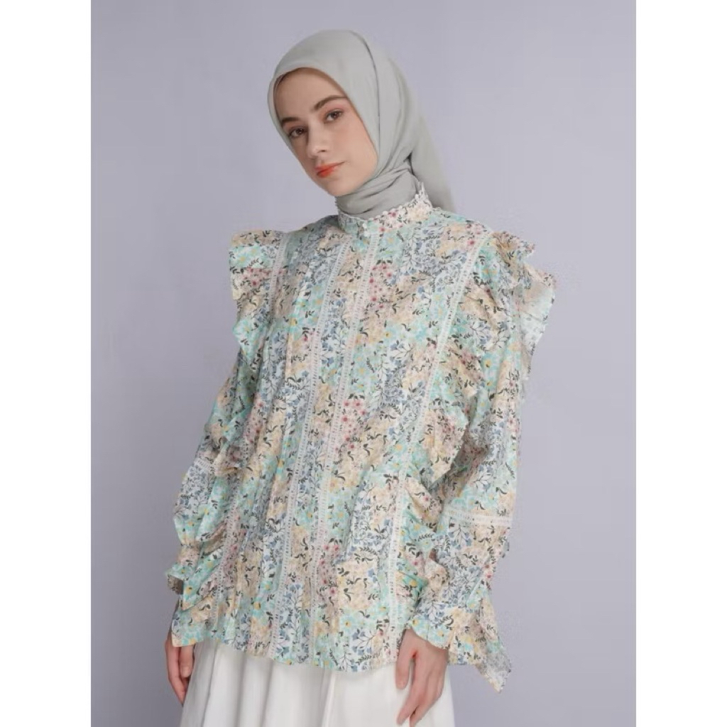 Jual Preloved Zeera shirt Mix Aleza Label | Shopee Indonesia