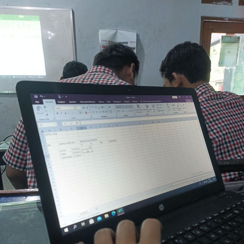 Jual laptop | Shopee Indonesia