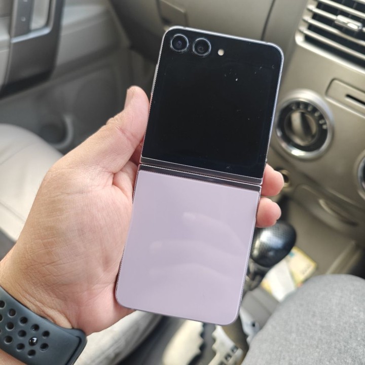 Samsung z flip 5 256Gb lcd green screen mesin normal
