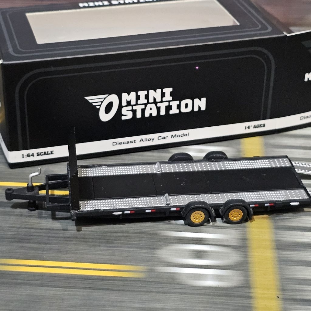 Jual o mini station porsche rwb stela artois trailer towing transporter ...