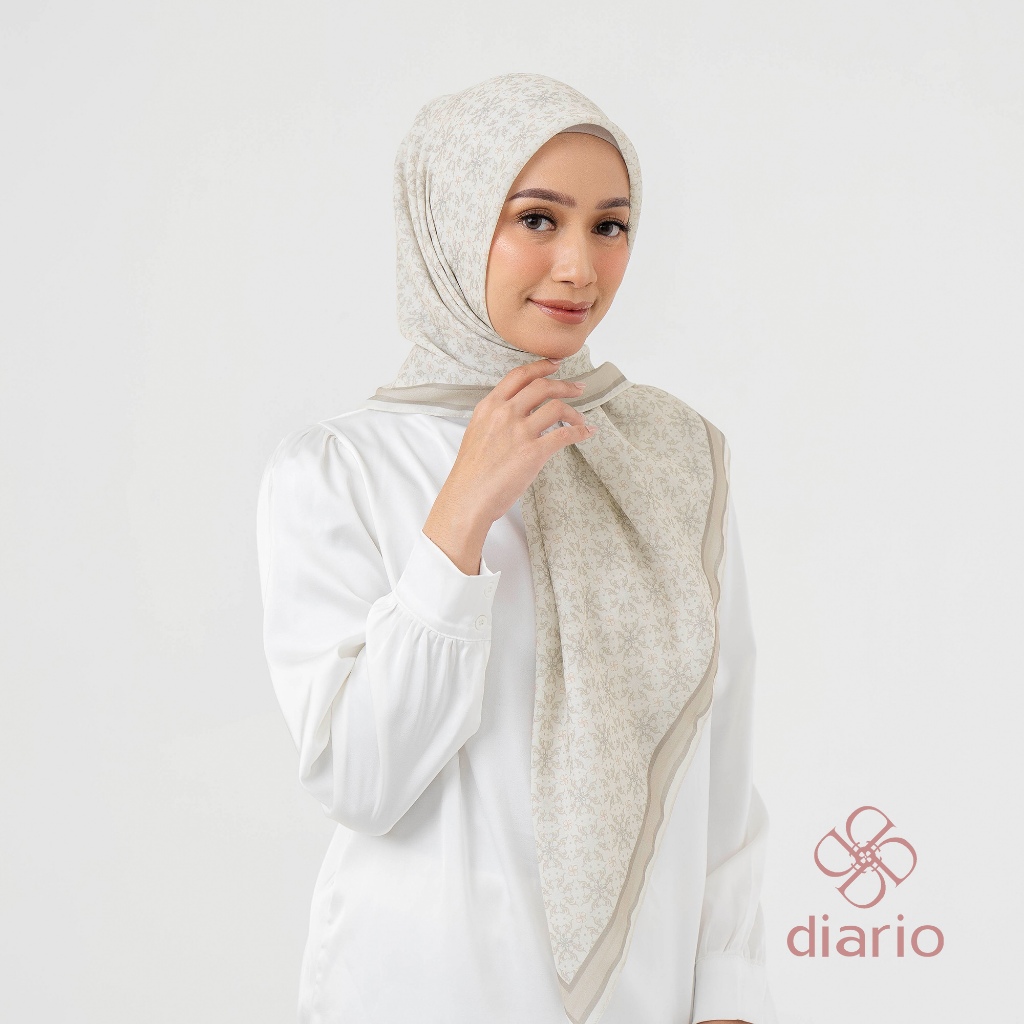 Diario Ultrafine Livia Scarf Kerudung Segi Empat