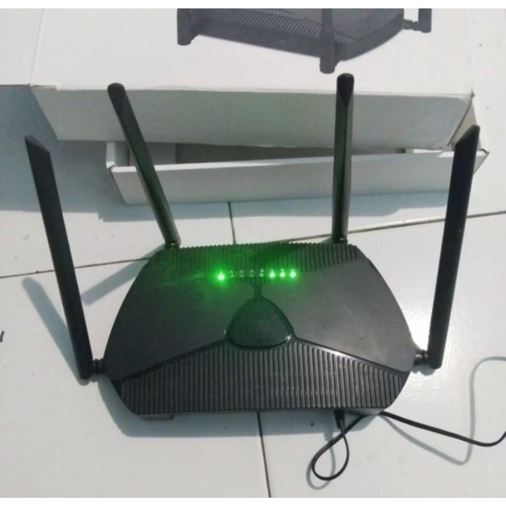 Jual MODEL:Z8103AX VERSI:-E RAUTER NIRKABEL GIGABIT PITA GANDA 3000M ...
