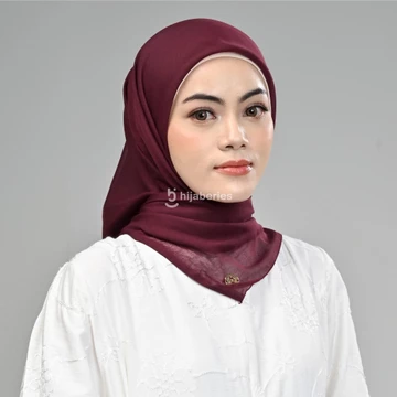 Hijaberies Paris Legend (Hijab Segi Empat 110x110 Cm)