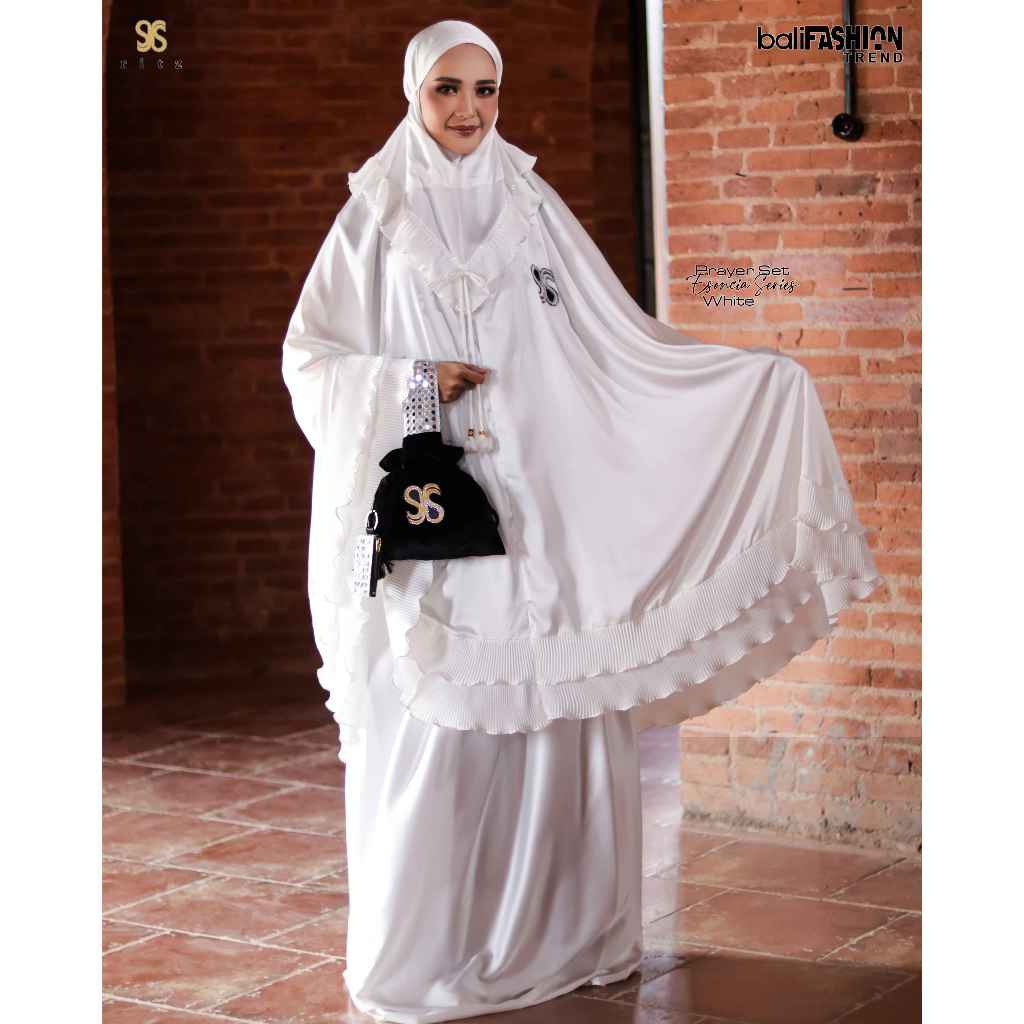 Jual RITZ SYARI - ESSENCIA SERIES PRAYER SET - RAYA EDITION 2026 ...