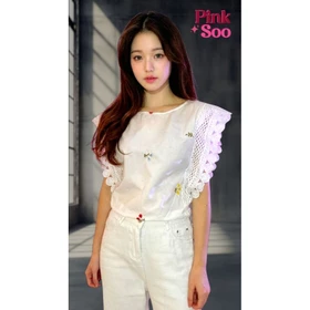 Baju Atasan Wanita Korean Style Renda Blouse Motif Bunga Bordir CARLA By Pinksoo