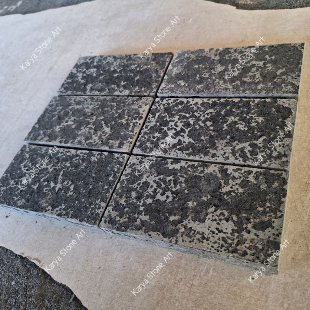 Jual Batu Alam Andesit 10x20x3 Bakar | Andesit Hitam Bakar | Batu ...