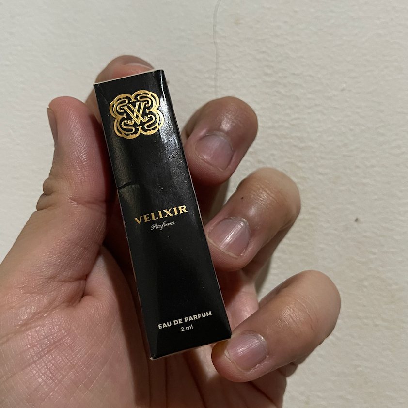 Jual Velixir Parfum Uniseks Eau De Parfum - 2ml Travel Size | Shopee ...