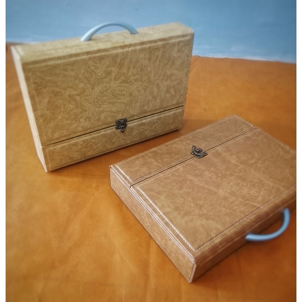 Jual Box album foto model koper kunci//ukuran 20x30||tanpa album||FREE ...