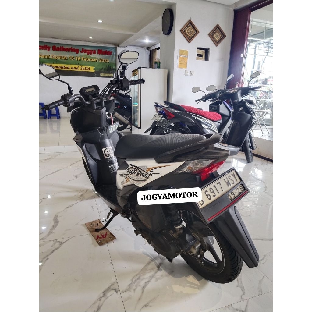 Honda beat street tahun 2018