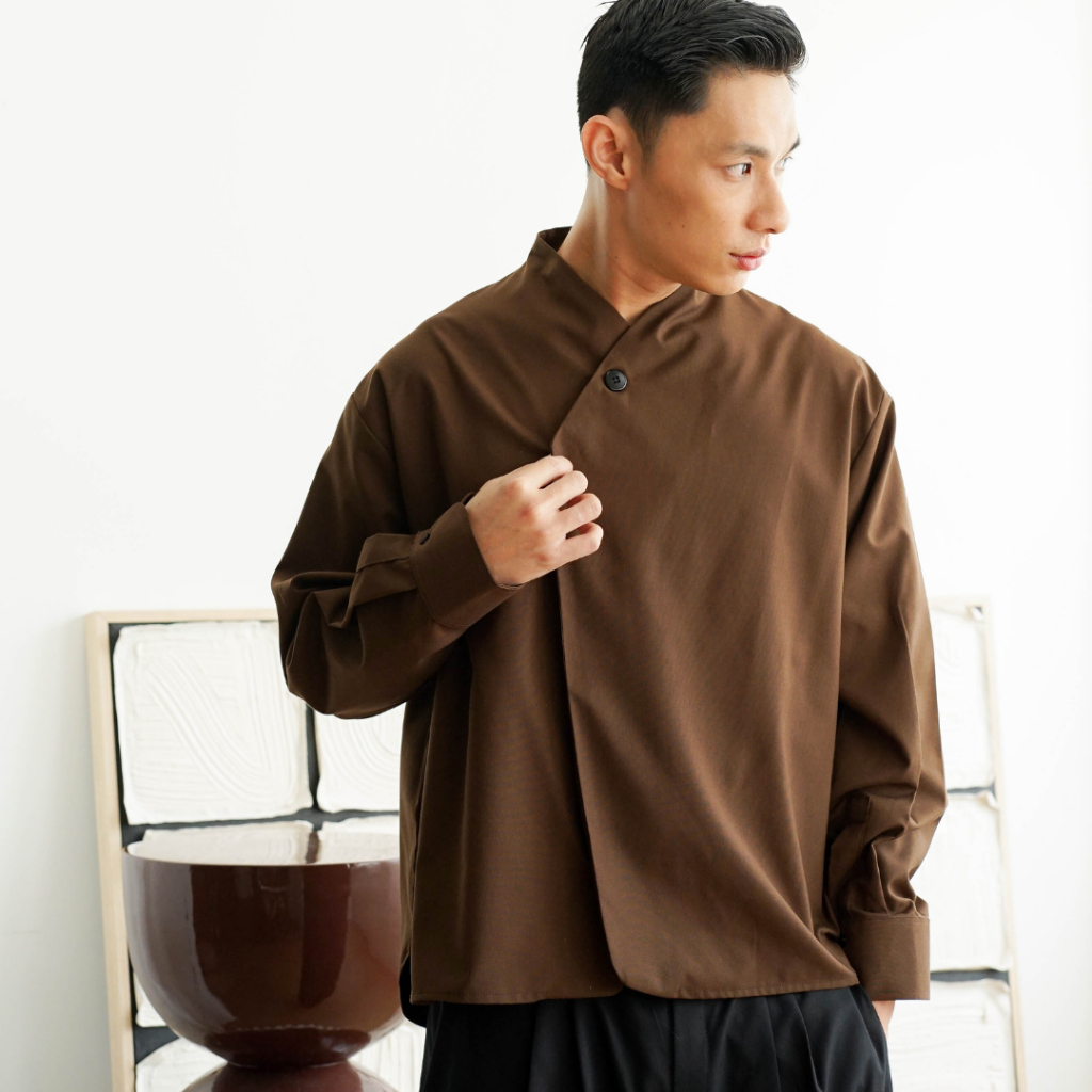 Kemeja Pria Koko Boxy Lengan Panjang Premium |  GALACIA Shirt Espresso by KINKAMI x Tysna Saputra
