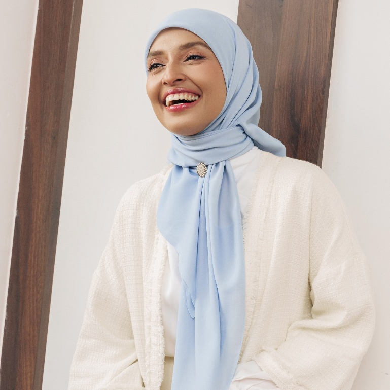 Napocut Hijab Plain Twill Hijab Segiempat Paris Jepang Premium Anti Kusut Anti Terawang 115 X 115