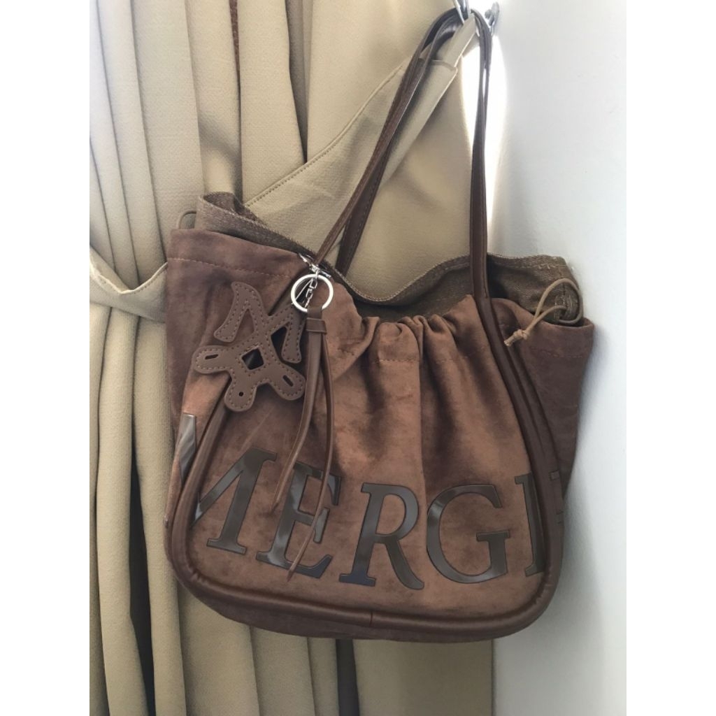 Jual Tas Merge preloved | Shopee Indonesia