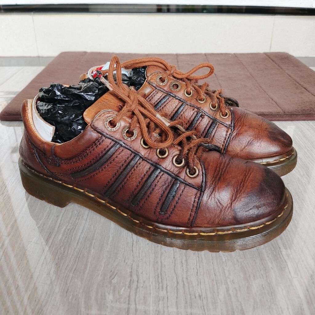 Jual Dr. Martens Docmart DM 12052 Low Boots Brown Leather Authentic ...