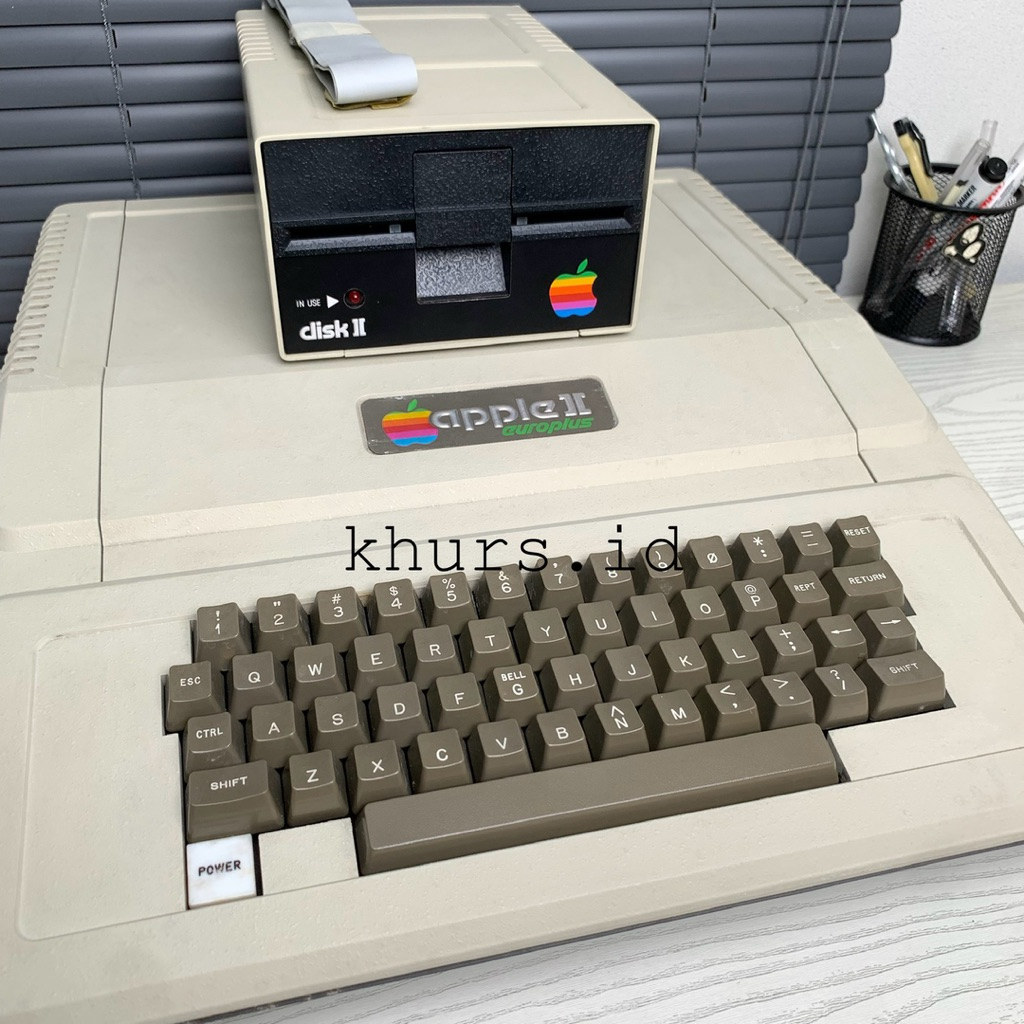 Jual apple II computer 1978 with apple disk II 1978 - macintosh ...