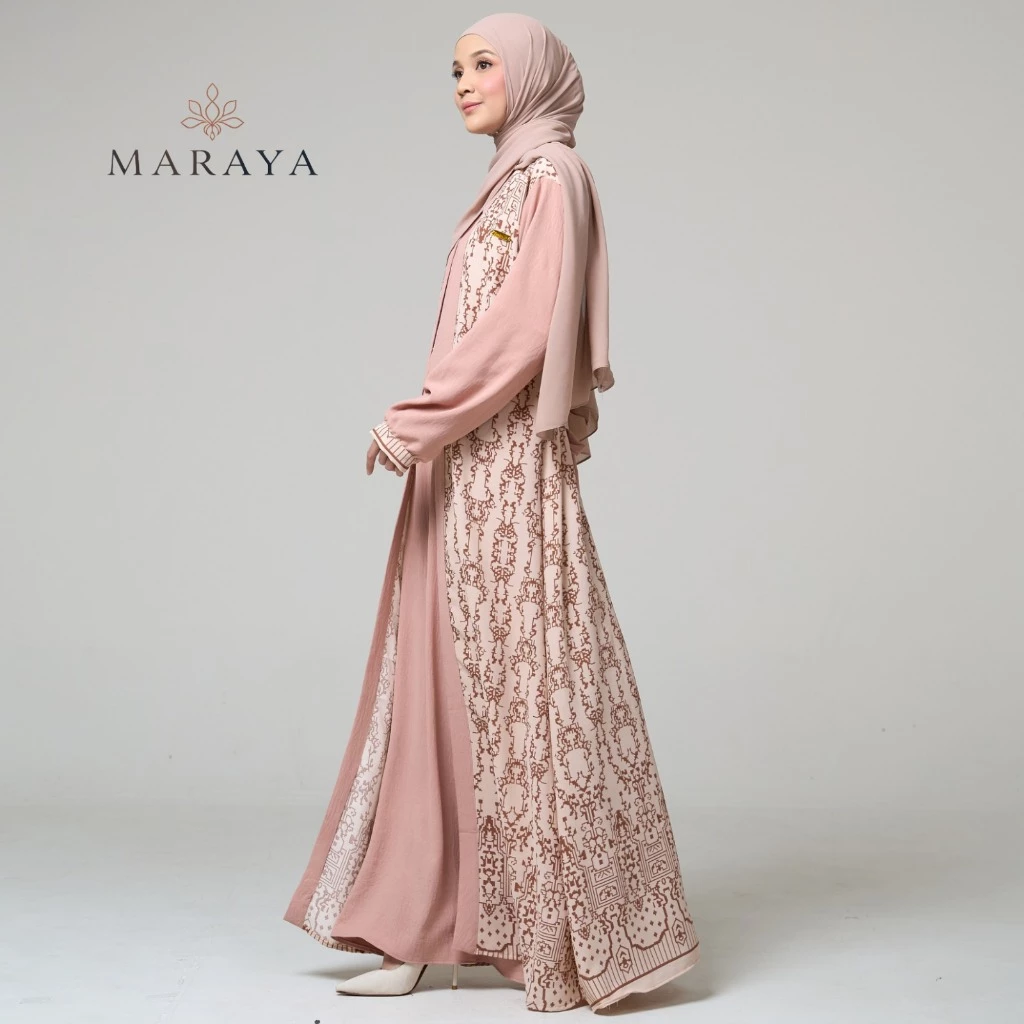 Tampilan Elegan Gamis Syahira