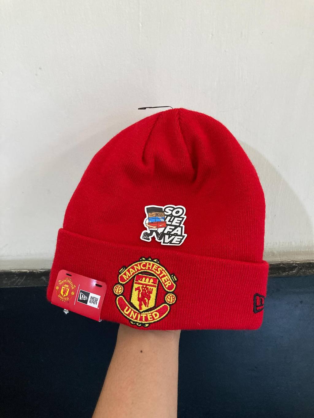 Jual TOPI NE CUFF BEANIE X MANCHESTER UNITED CORE RED ORIGINAL NO BOX ...