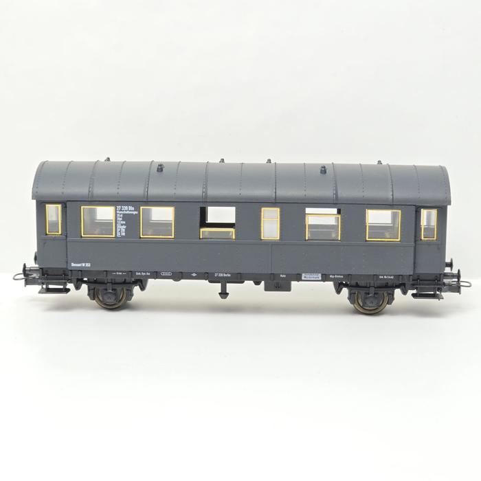 Jual LIMA 2 Axle Passenger Car Gerbong | HO Scale | Kereta Api Model ...
