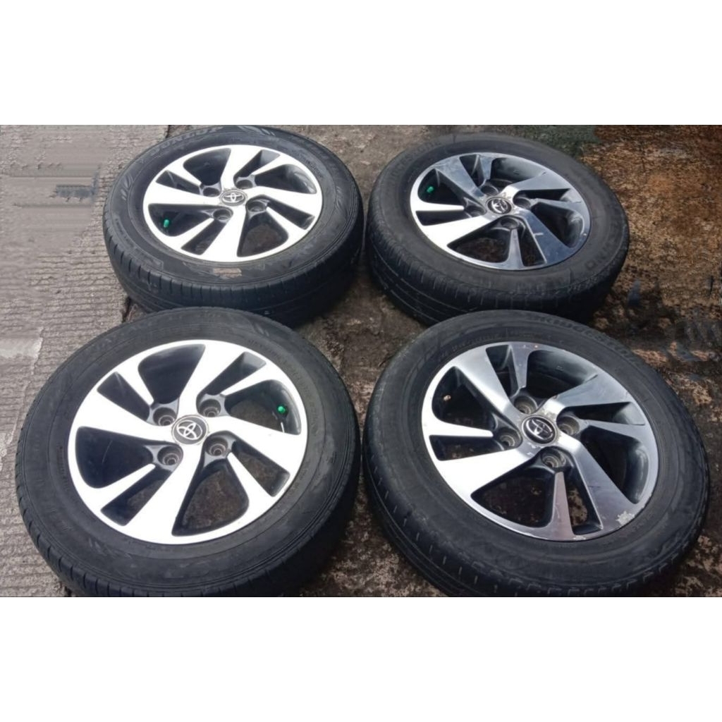 Jual Velg R15 oem Avanza Veloz Velos sets (4 velg +ban) | Shopee Indonesia