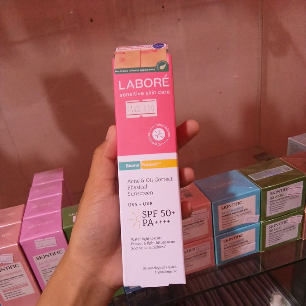 Jual LABORE ACNE & OIL CORRECT PHYSICAL SUNSCREEN | Shopee Indonesia